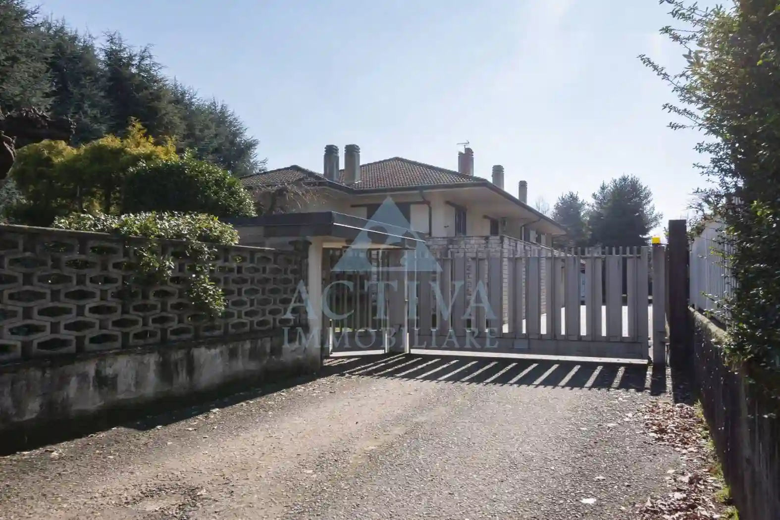 Villa - foto 2