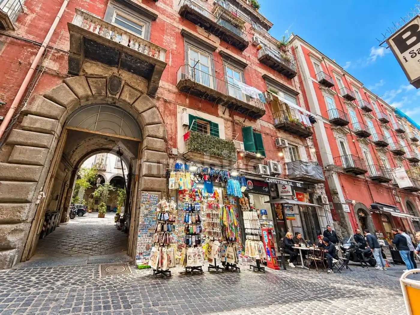 Appartamento in affitto a Napoli
