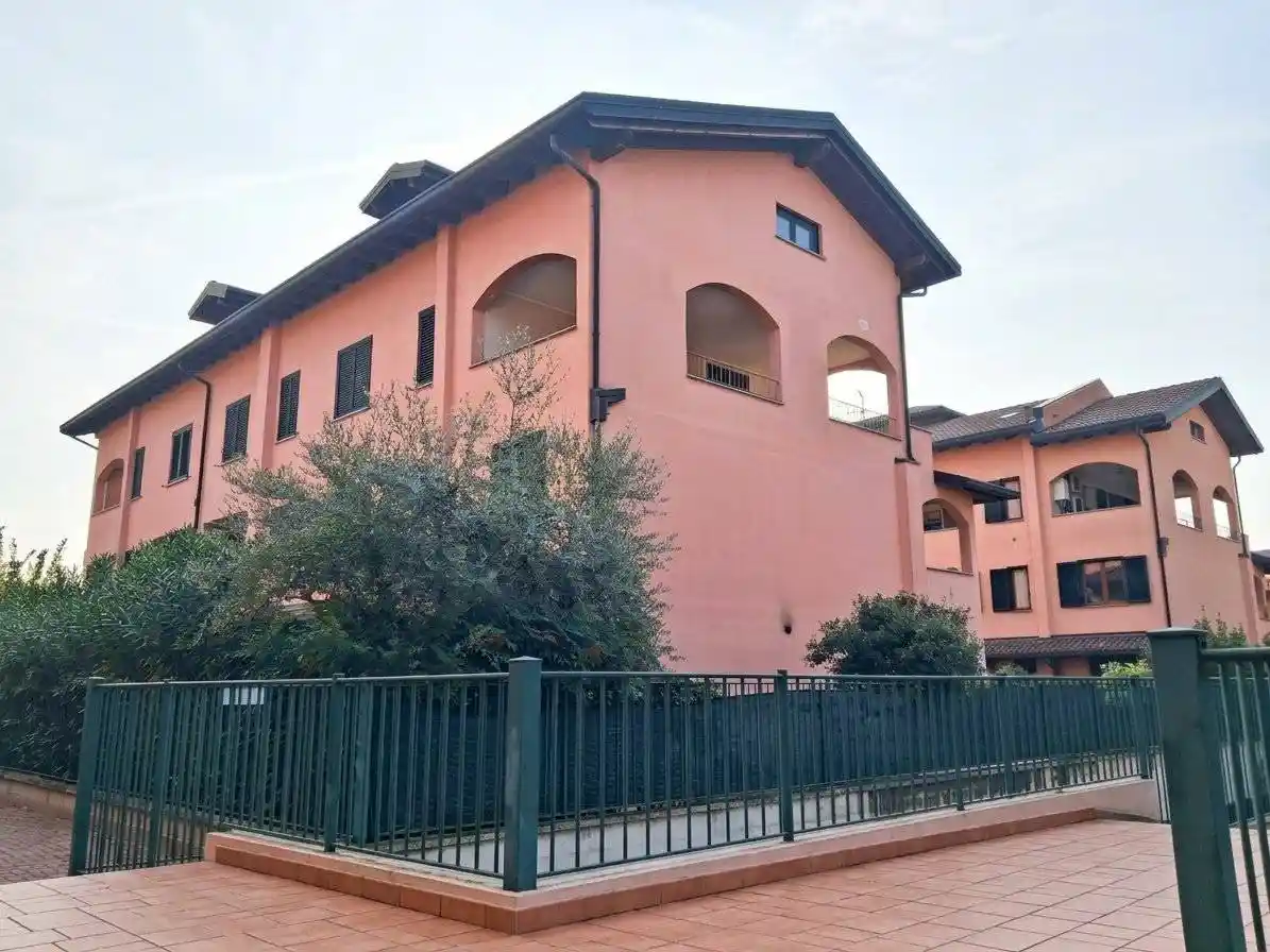 Appartamento in vendita a Lainate