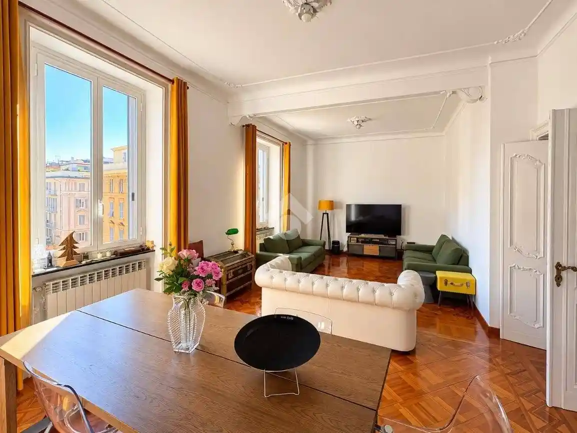 Appartamento in vendita a Genova