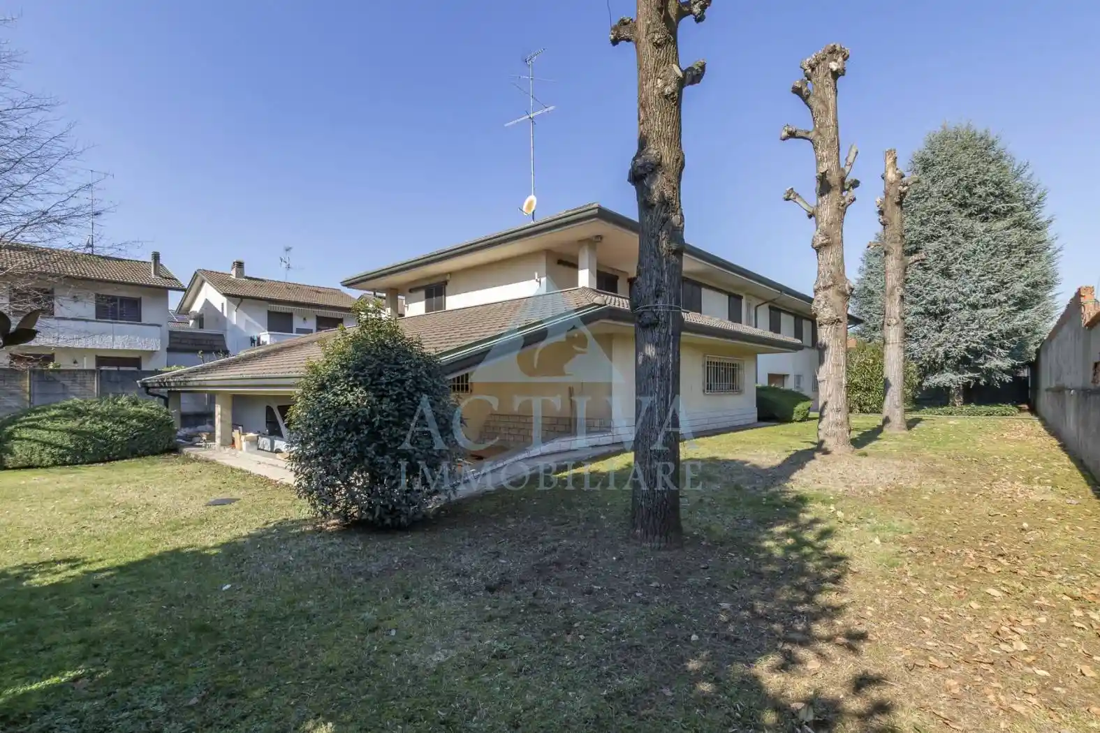Villa in vendita a Olgiate Olona
