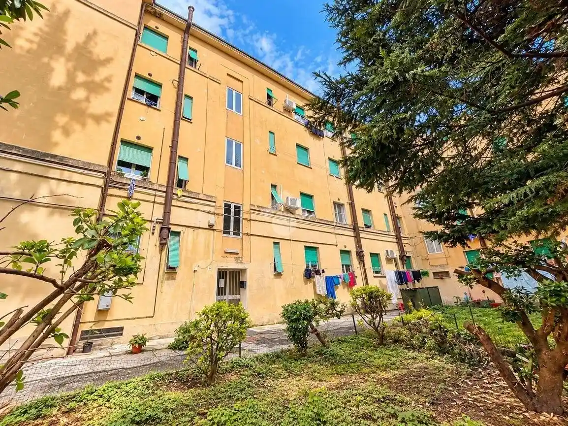 Appartamento in vendita a Livorno