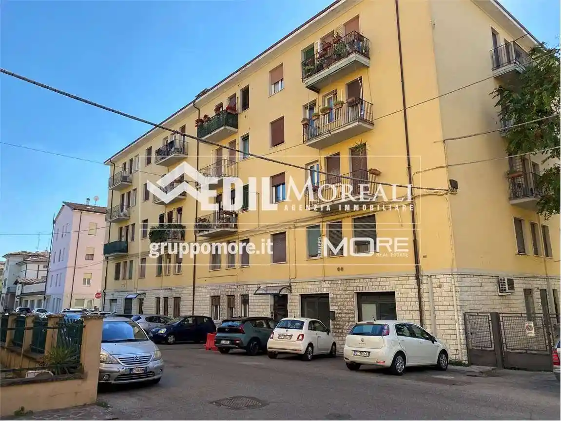 Appartamento in vendita a Modena