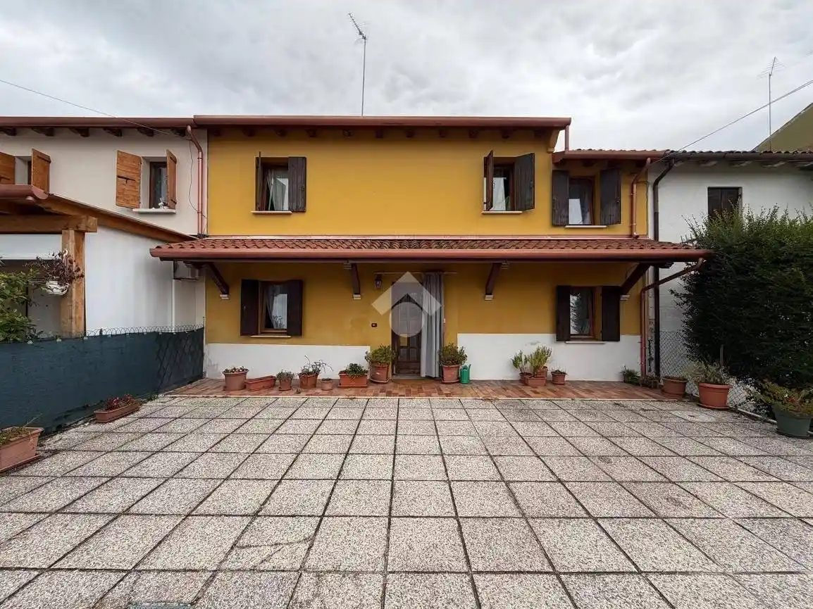 Villa in vendita a Breda di Piave