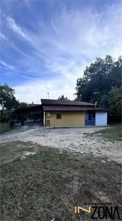 Villa in vendita a Pescosansonesco
