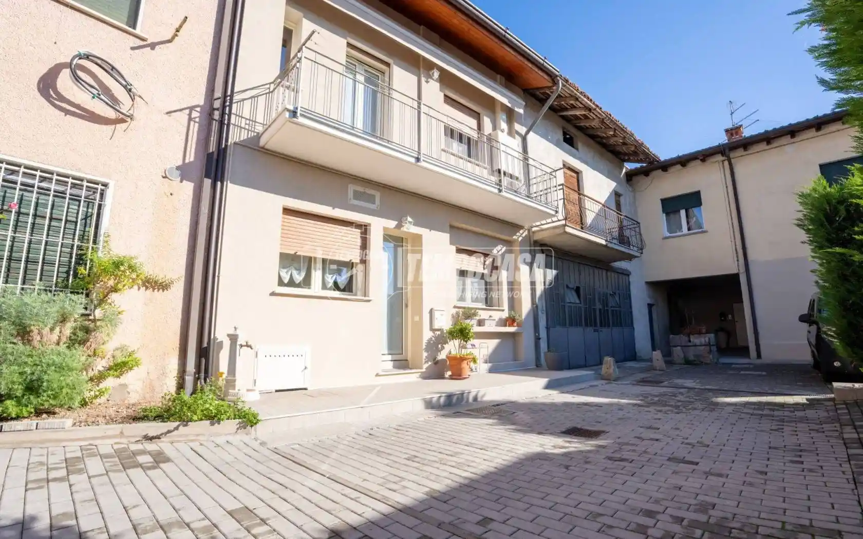 Casa indipendente in vendita a Passirano