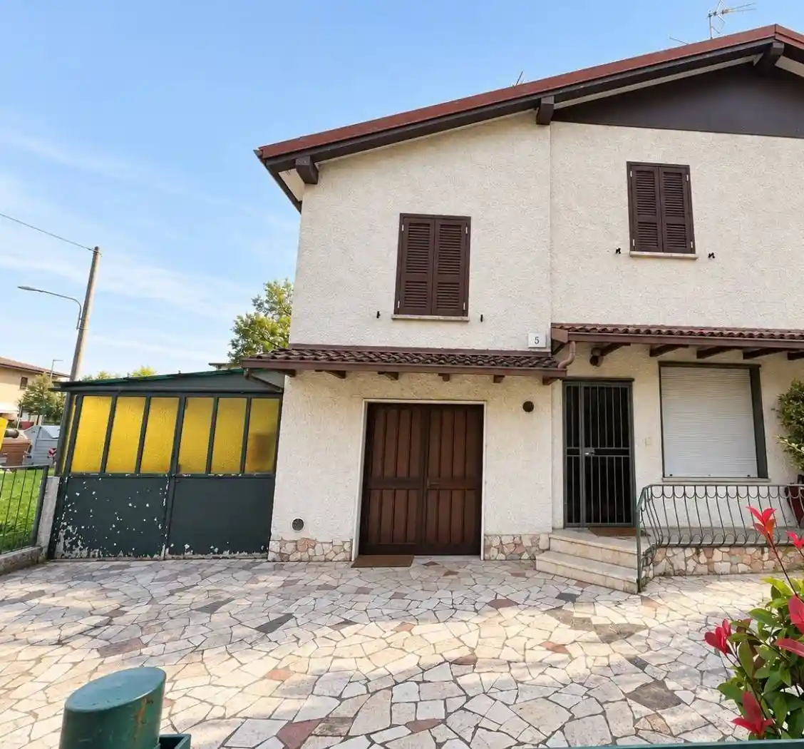 Villa in vendita a Brescia