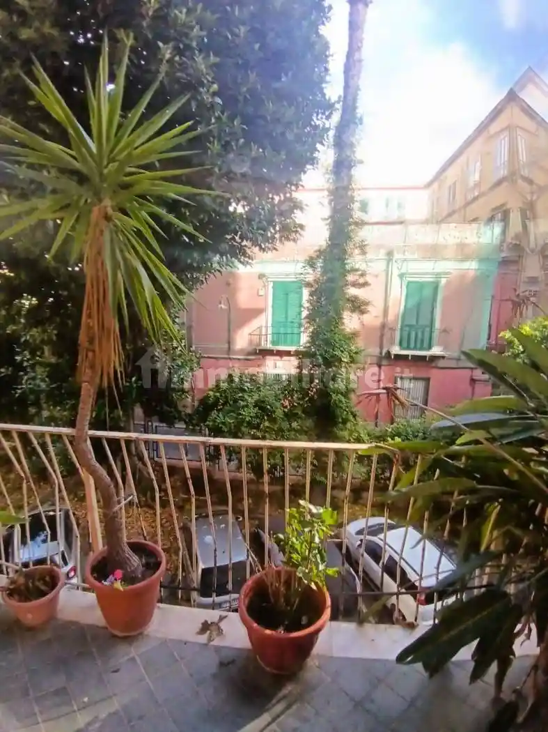 Appartamento in affitto a Napoli