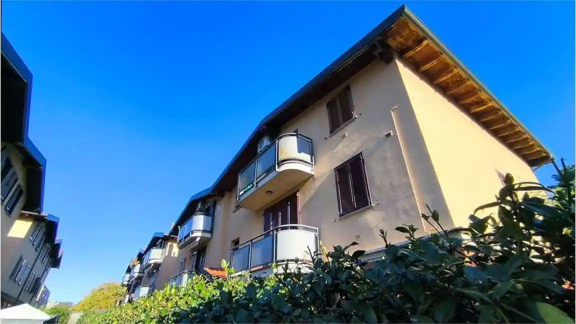 Appartamento in vendita a Limido Comasco