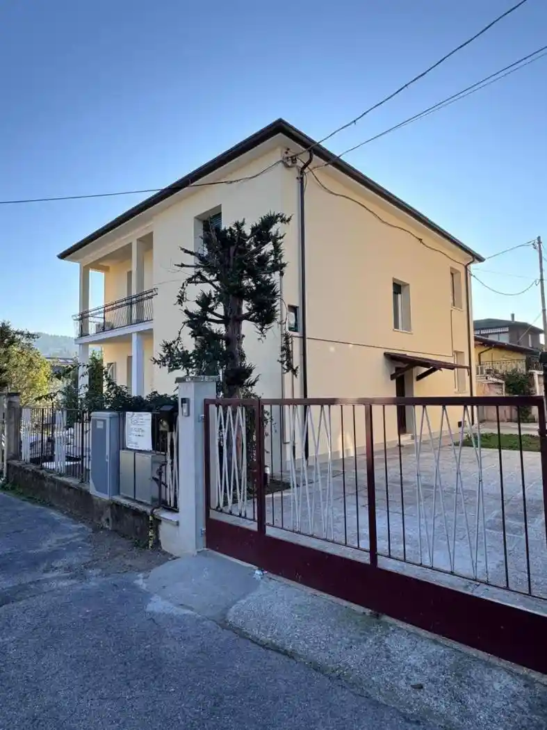 Appartamento in vendita a Negrar di Valpolicella