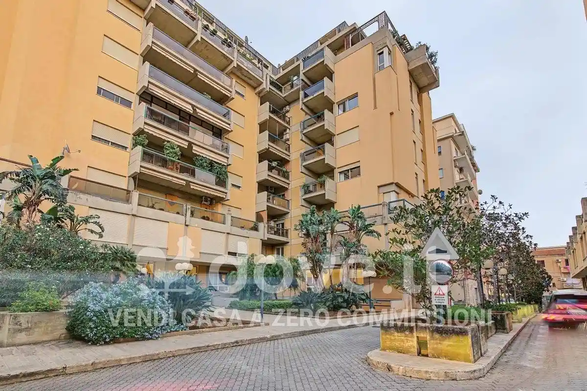 Appartamento in vendita a Palermo