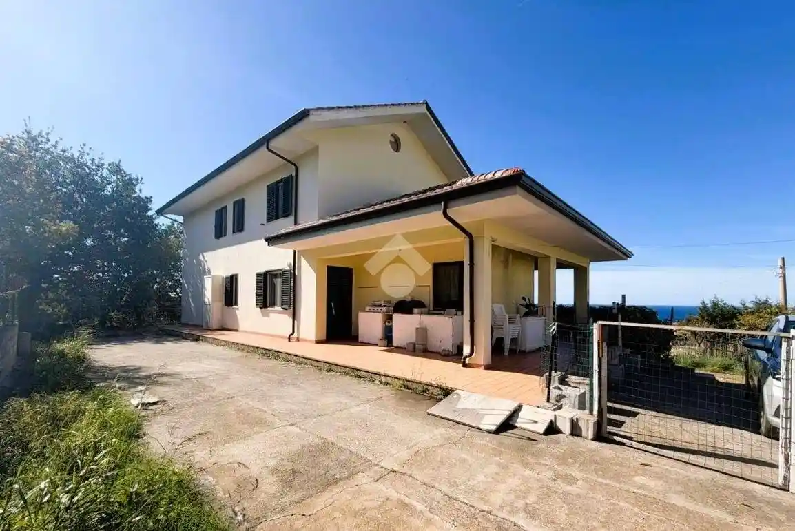 Villa in vendita a Fuscaldo