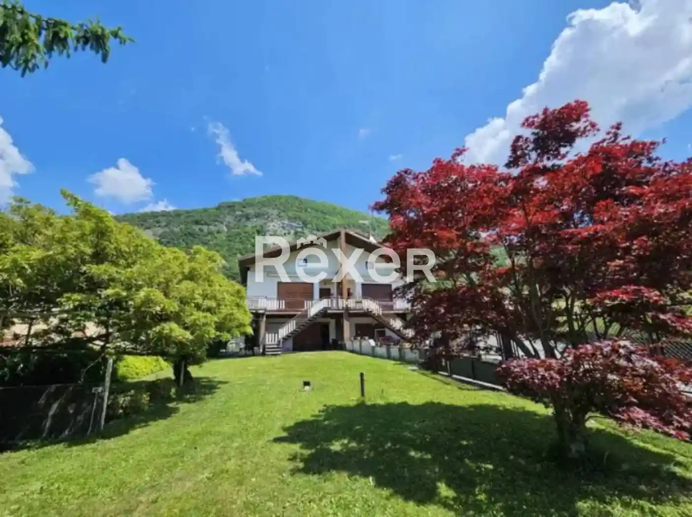 Villa in vendita a Canzo