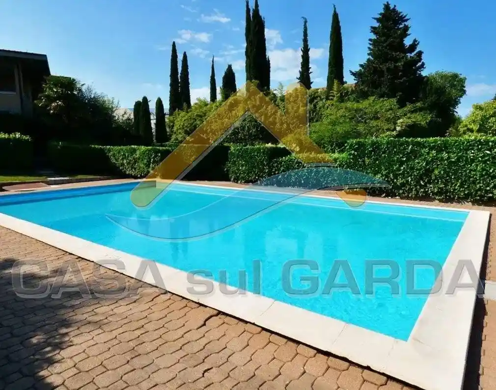 Appartamento in vendita a Desenzano del Garda