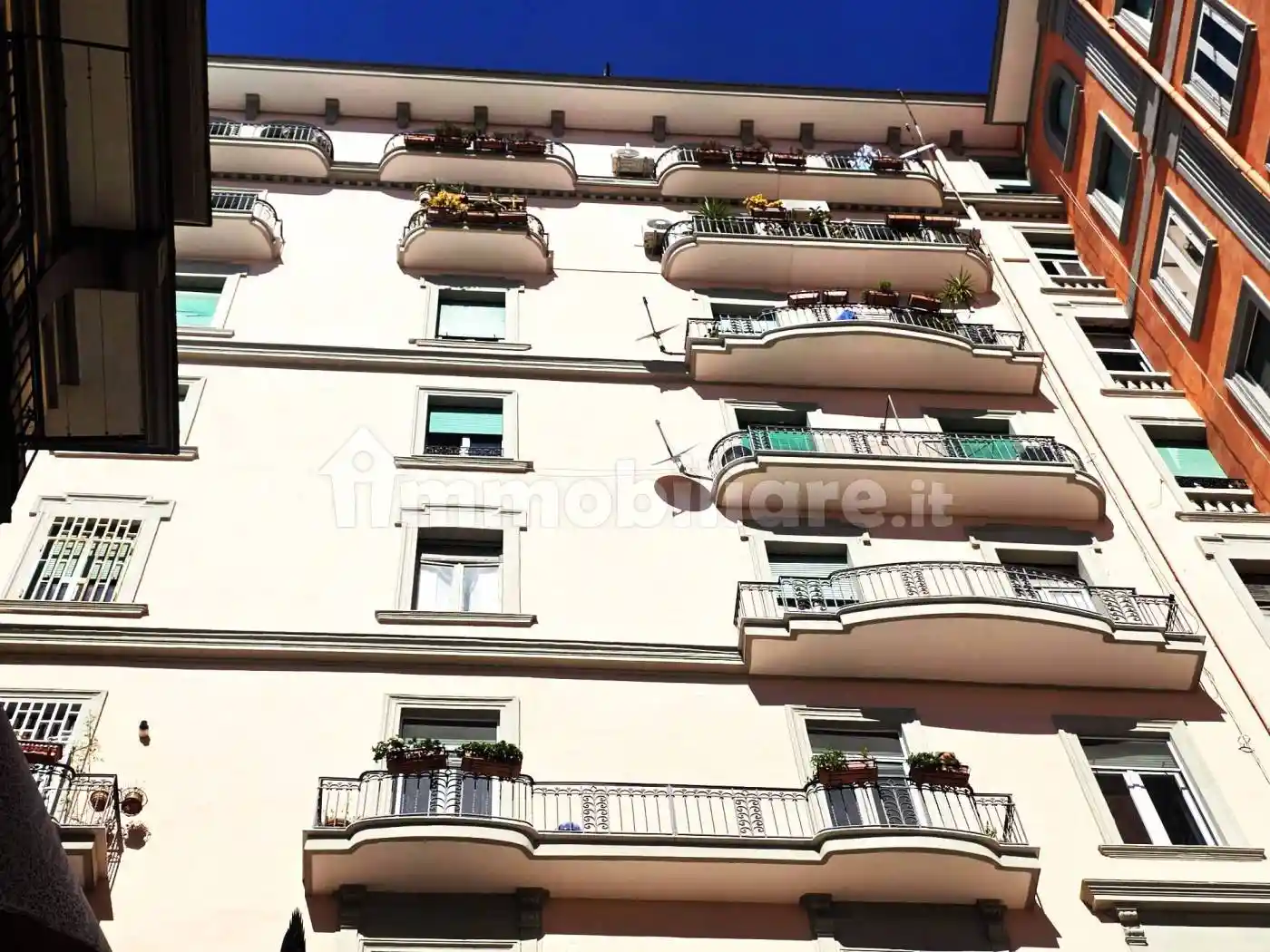 Appartamento in vendita a Napoli