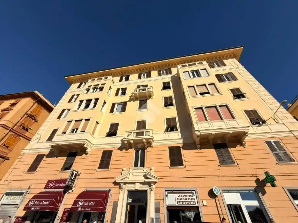 Appartamento in vendita a Genova