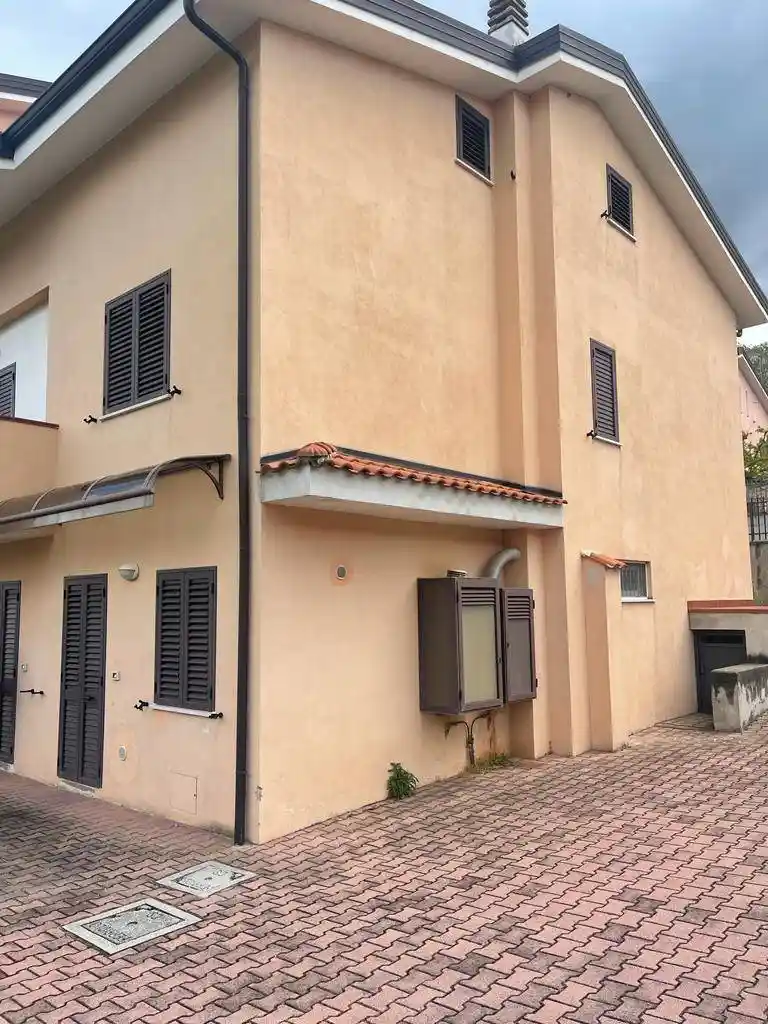 Appartamento in affitto a Rende