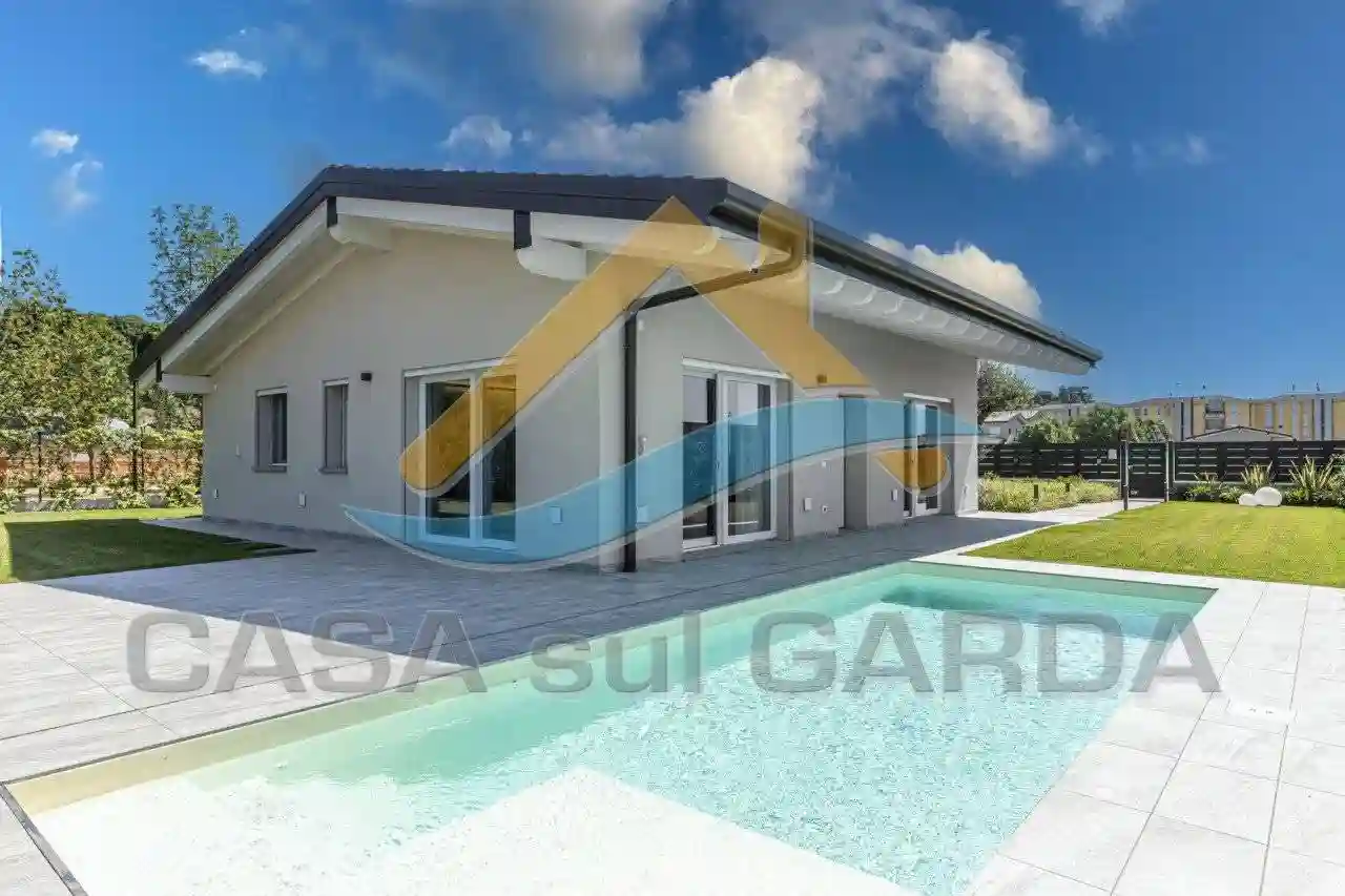 Villa - foto 2