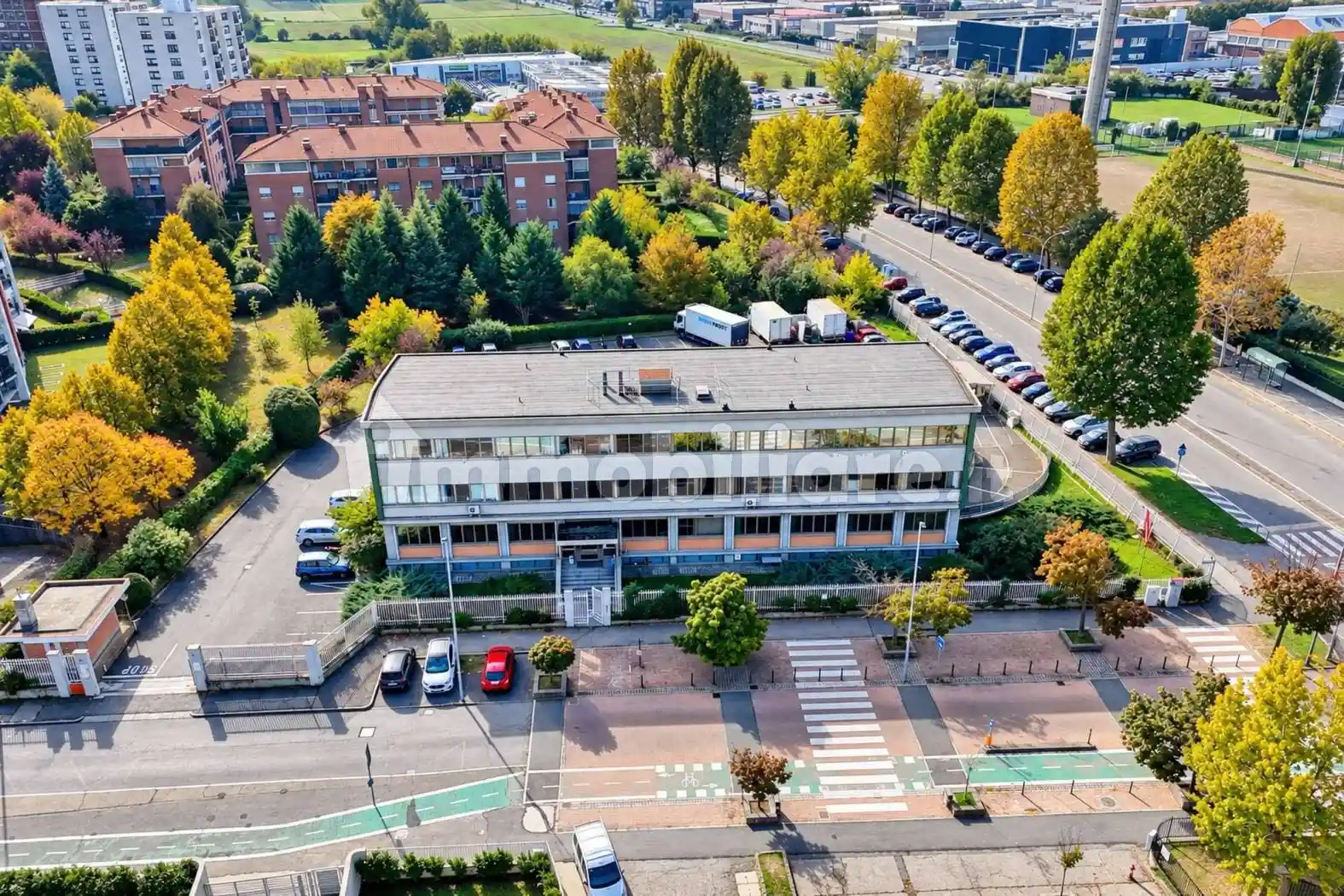 Palazzo - Edificio in vendita a Grugliasco