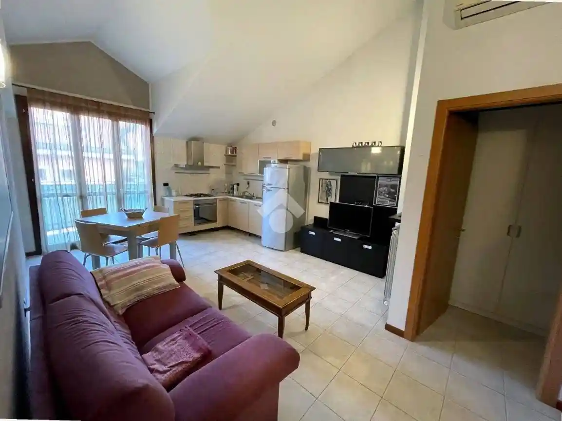 Appartamento in vendita a Bovisio-Masciago