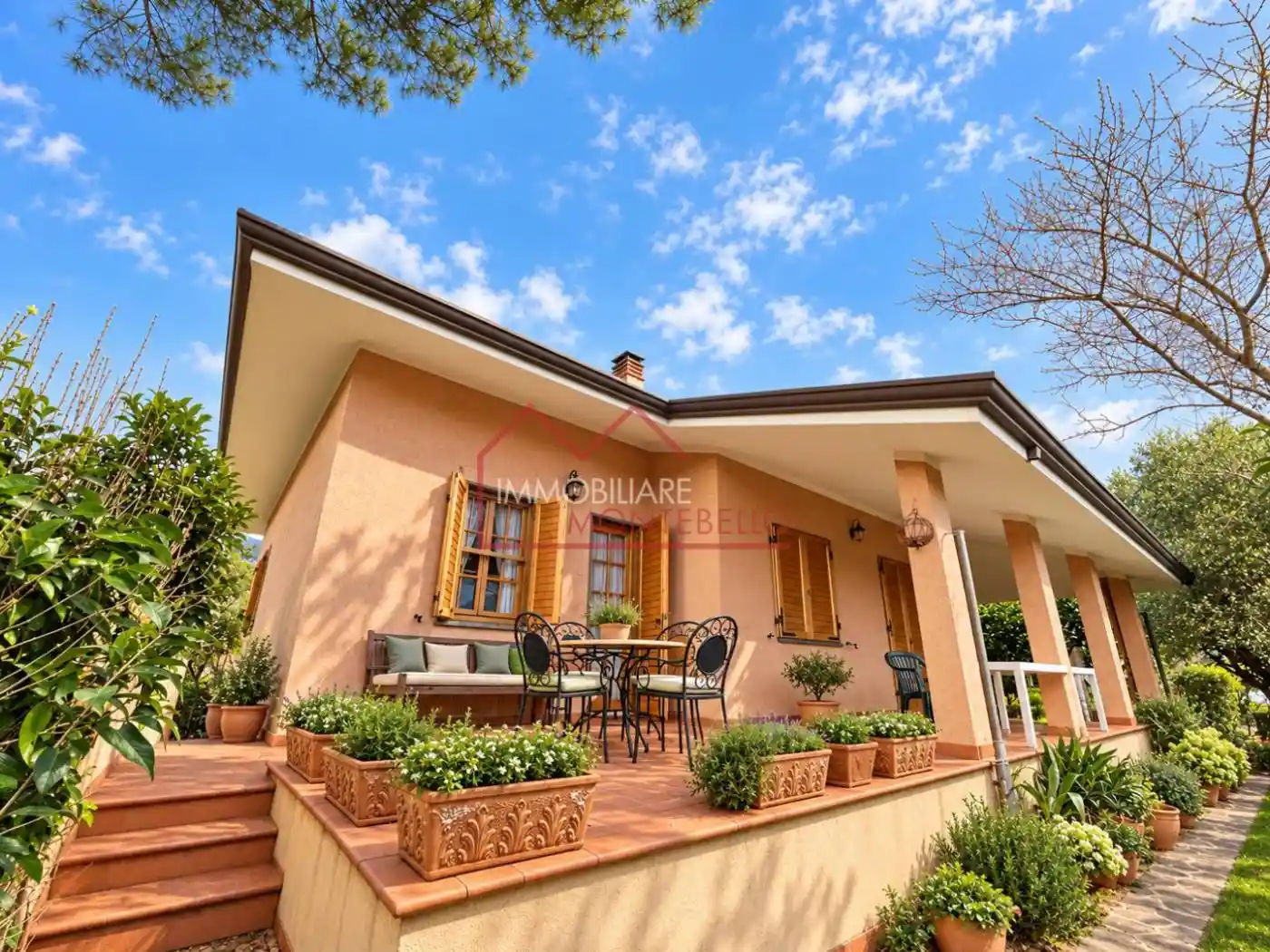Casa indipendente in vendita a Camaiore