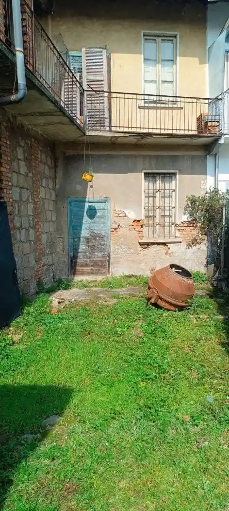 Casa indipendente in vendita a Marnate