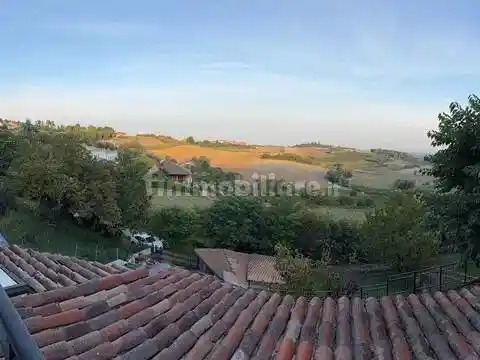 Villa in vendita a Lu e Cuccaro Monferrato