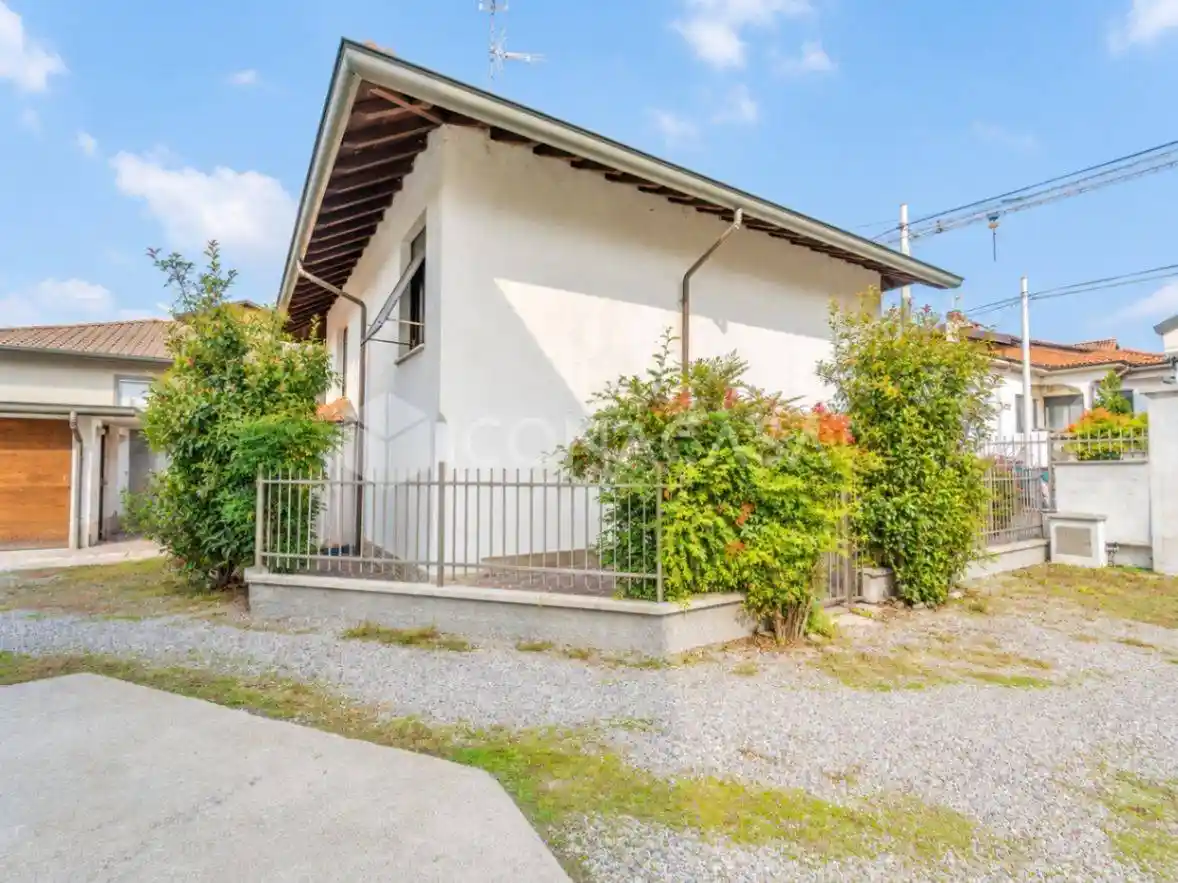 Villa in vendita a Parabiago