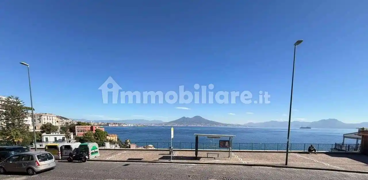 Appartamento in affitto a Napoli