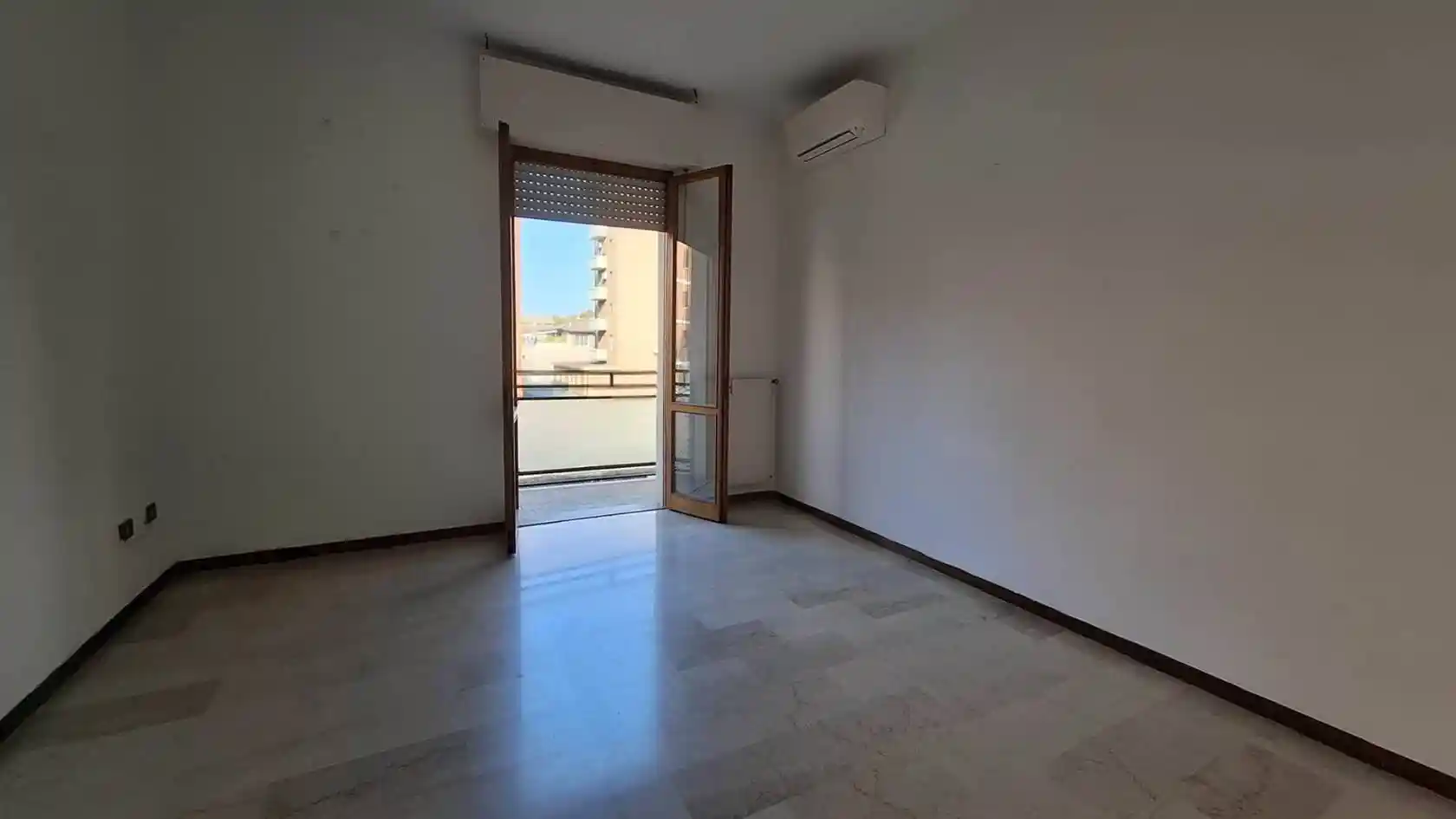 Appartamento in vendita a Piacenza