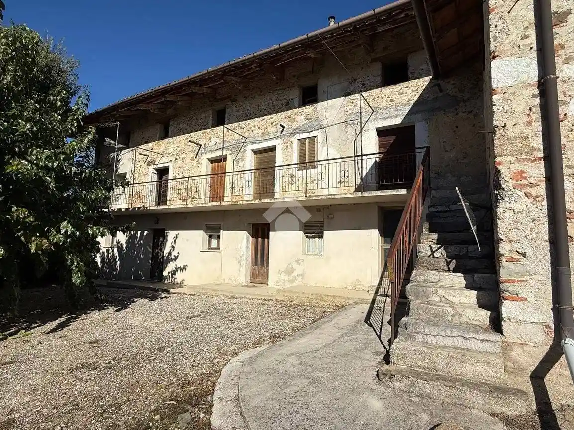 Rustico - Casale in vendita a Moruzzo