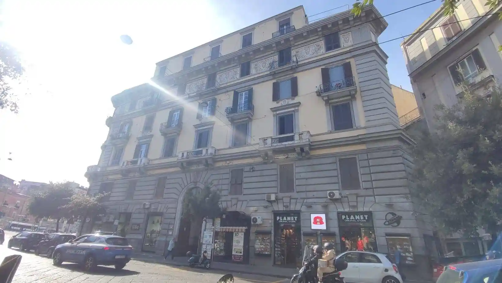 Appartamento in vendita a Napoli