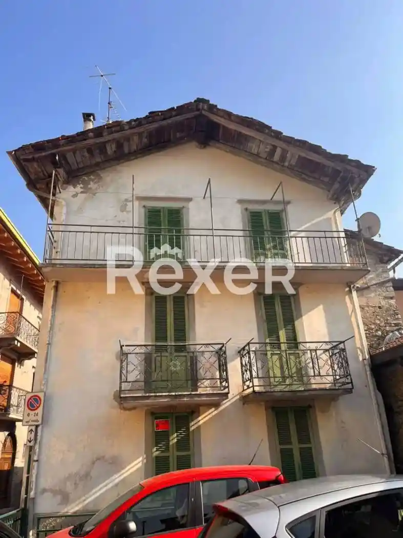 Casa indipendente in vendita a Azzone