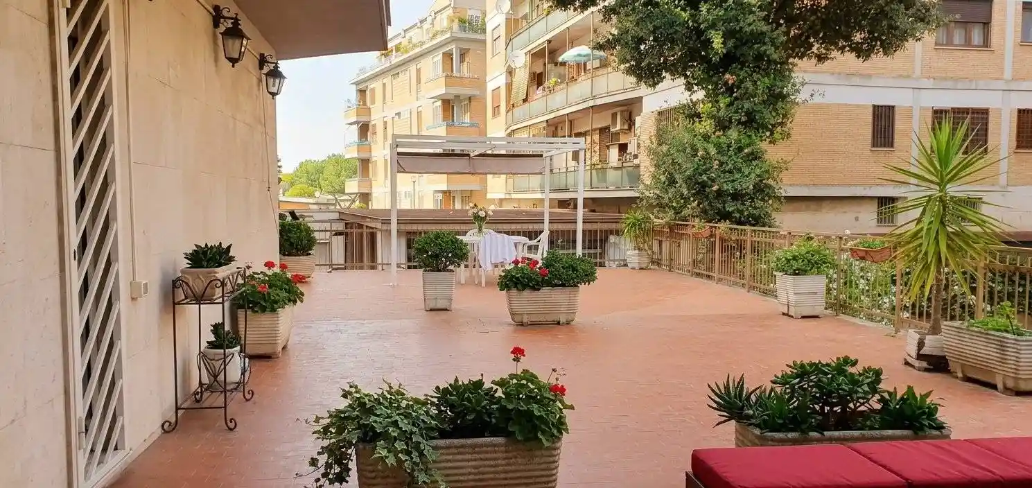 Appartamento in vendita a Roma