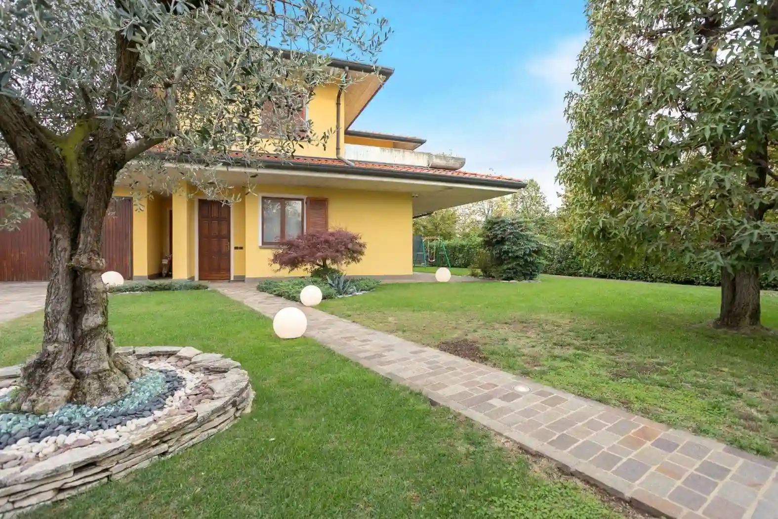 Villa - foto 2