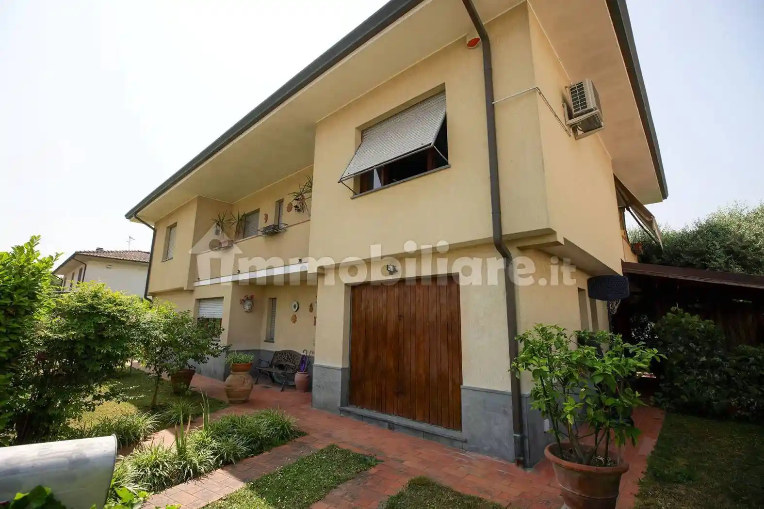 Villa in vendita a Lucca