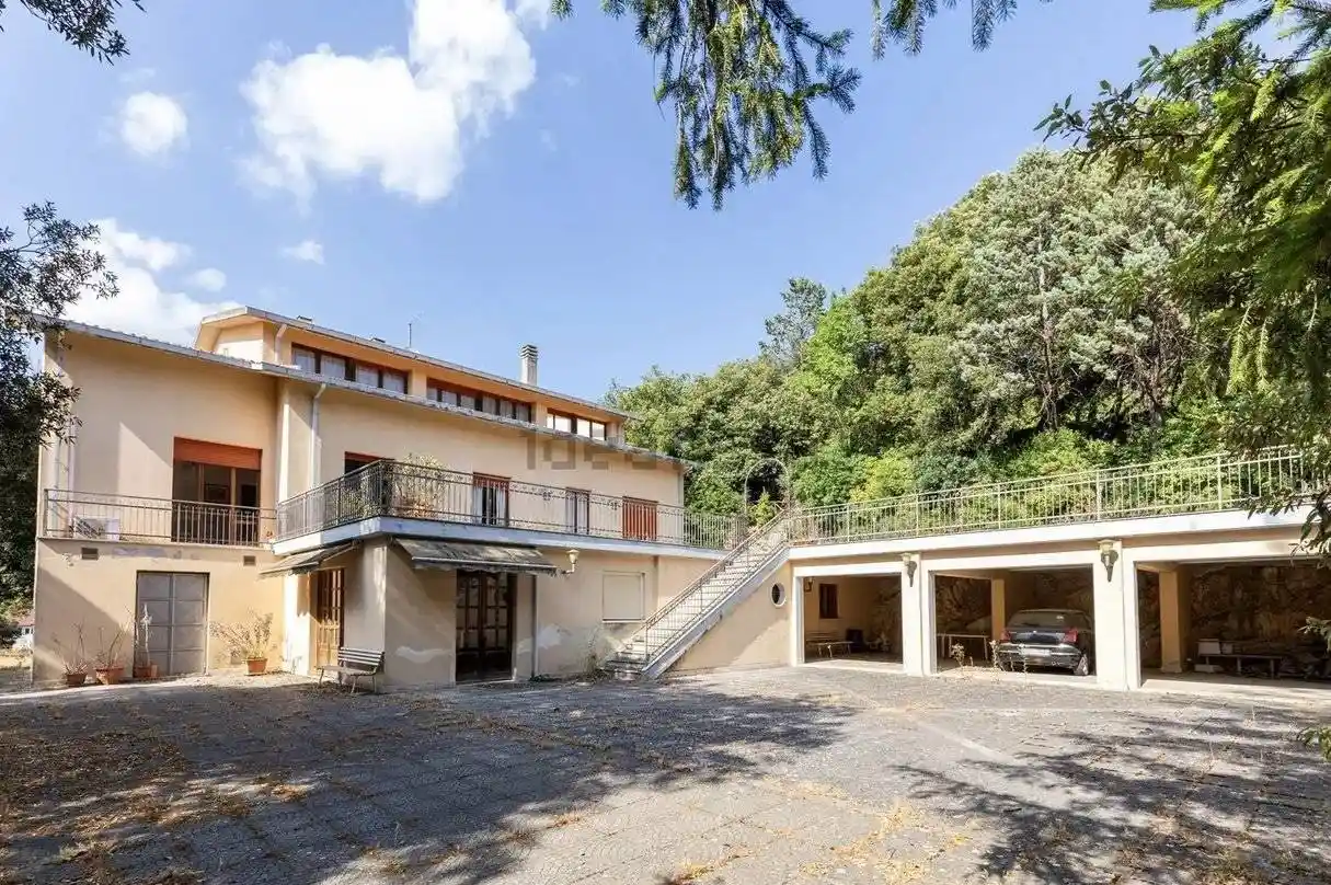 Villa in vendita a Amelia