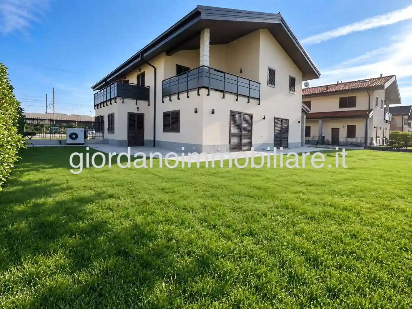 Villa - foto 2