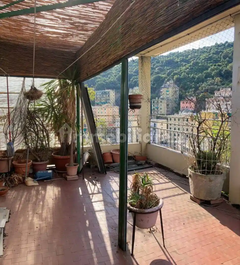 Appartamento in vendita a Genova