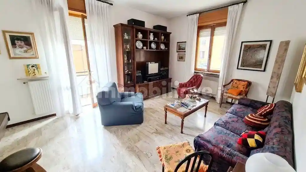 Appartamento in vendita a Piacenza