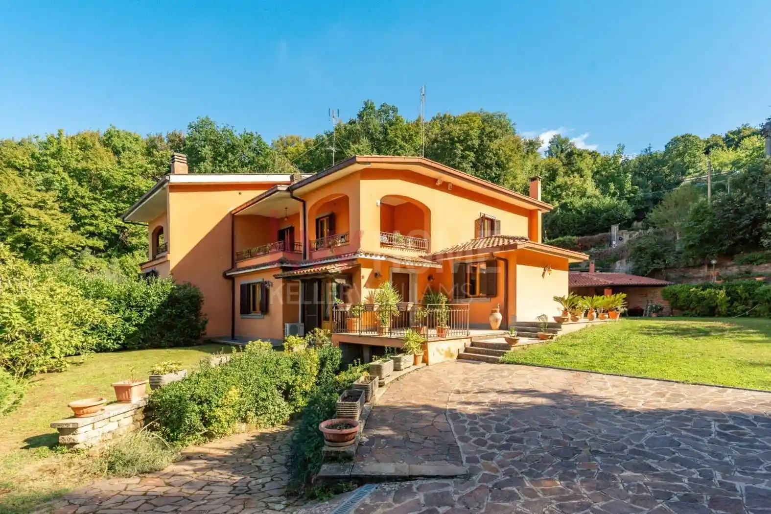Villa in vendita a Monte Porzio Catone