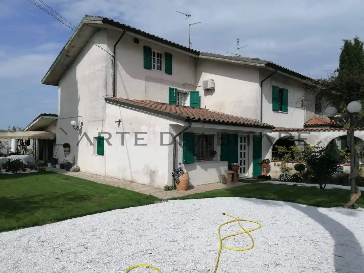 Casa indipendente in vendita a Rimini