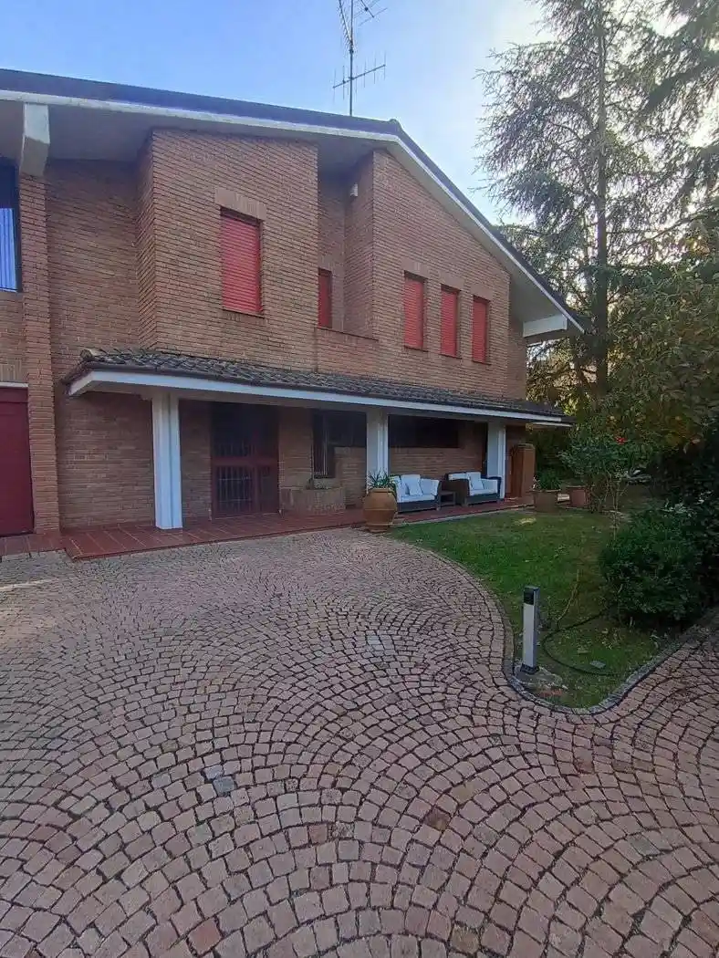 Villa in affitto a San Lazzaro di Savena