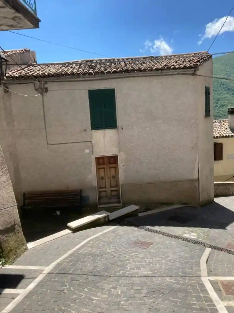 Appartamento in vendita a Jenne