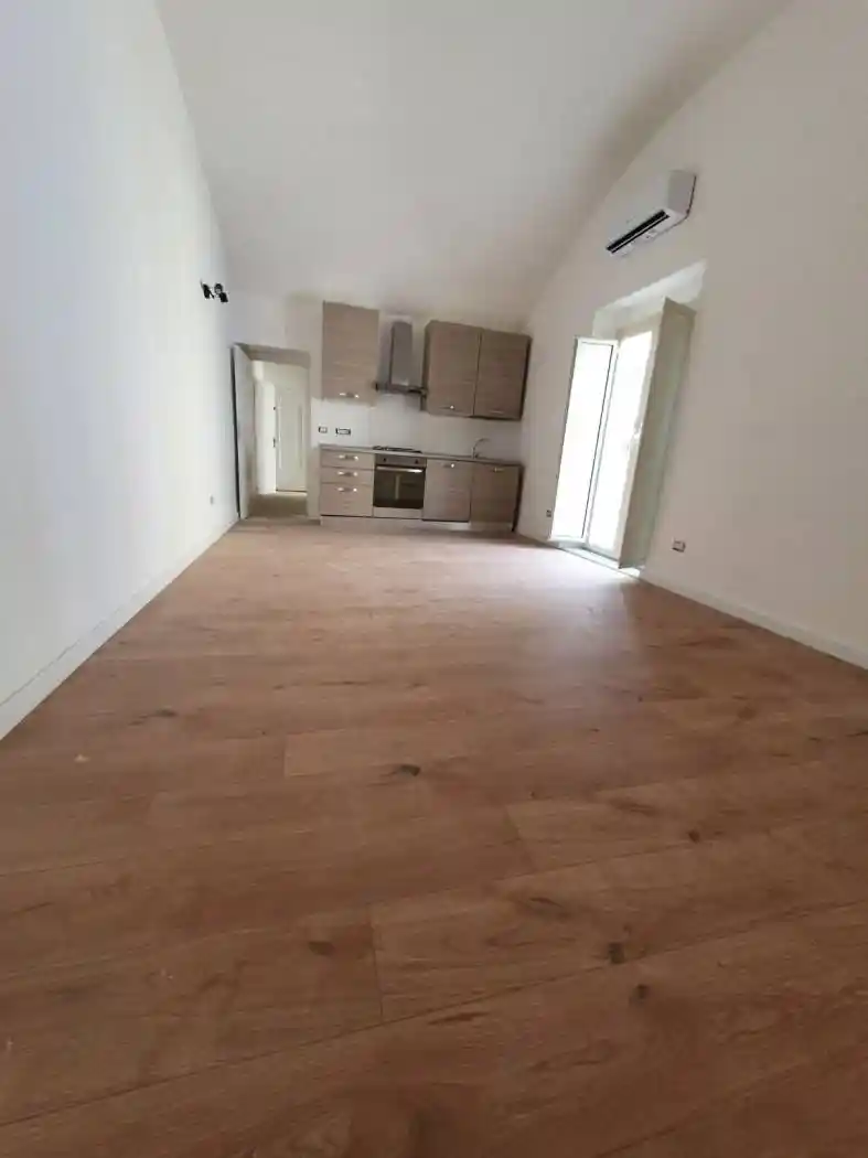 Appartamento in affitto a Napoli