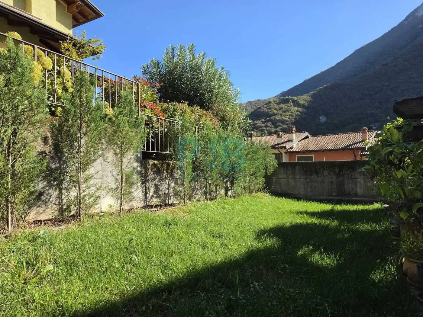 Appartamento in vendita a Caino