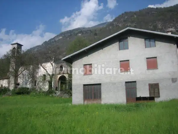 Terratetto plurifamiliare 500 m², da ristrutturare, Centro, Capo di Ponte - foto 2