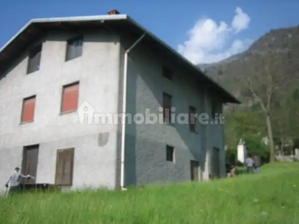 Terratetto plurifamiliare 500 m², da ristrutturare, Centro, Capo di Ponte - foto 3