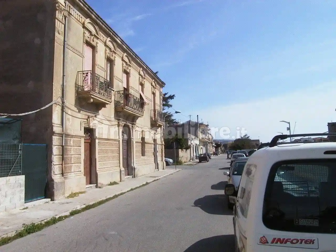 Palazzo - Edificio in Vendita - foto 2