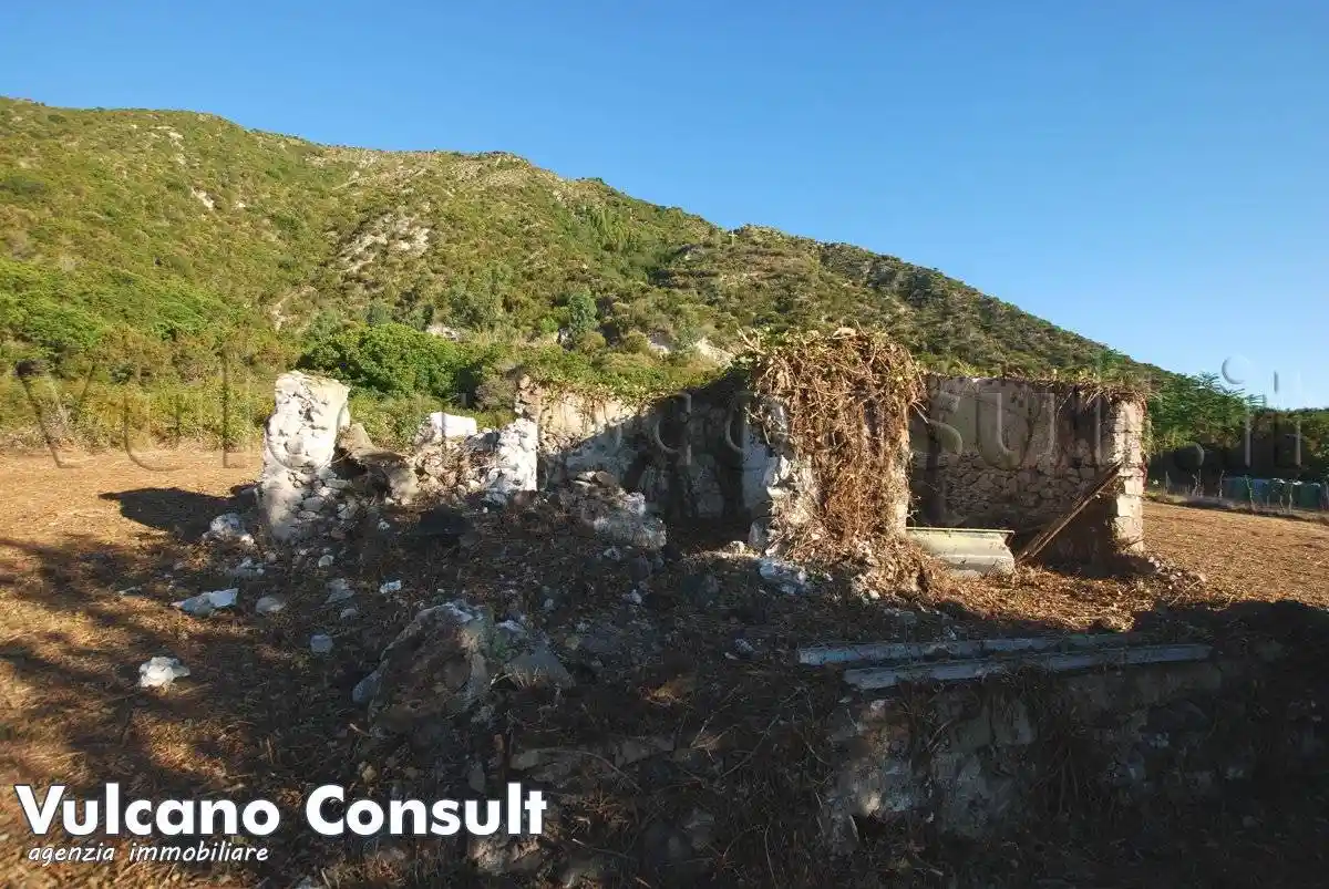 Rustico - Casale in vendita a Lipari